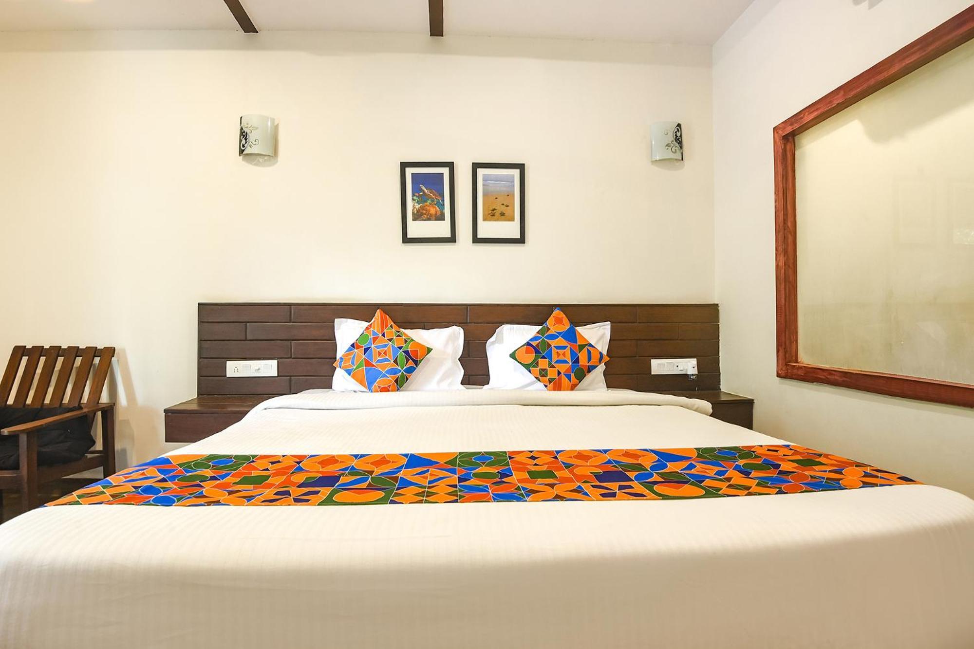 Fabhotel La Volga - Nr Morjim Beach Екстериор снимка
